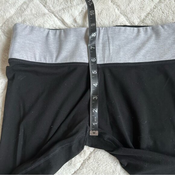 Victoria's Secret PINK | Black & Gray Reversible Ultimate Leggings | Size Small - Picture 15 of 15